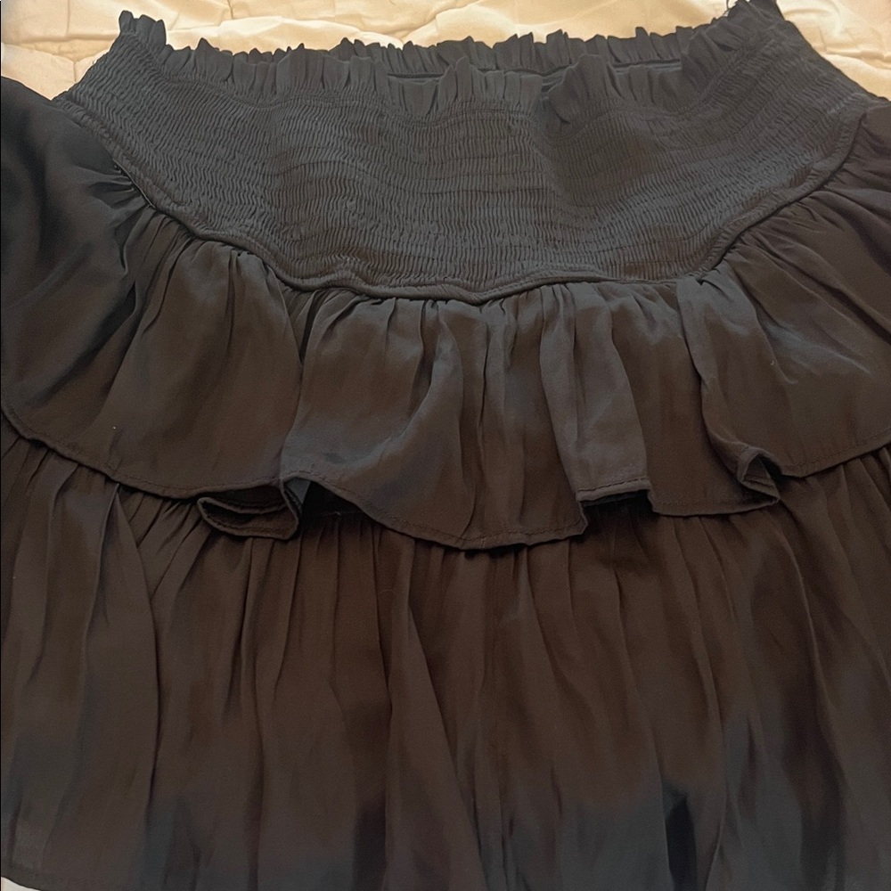 Chic Black Ruffled Mini Skirt